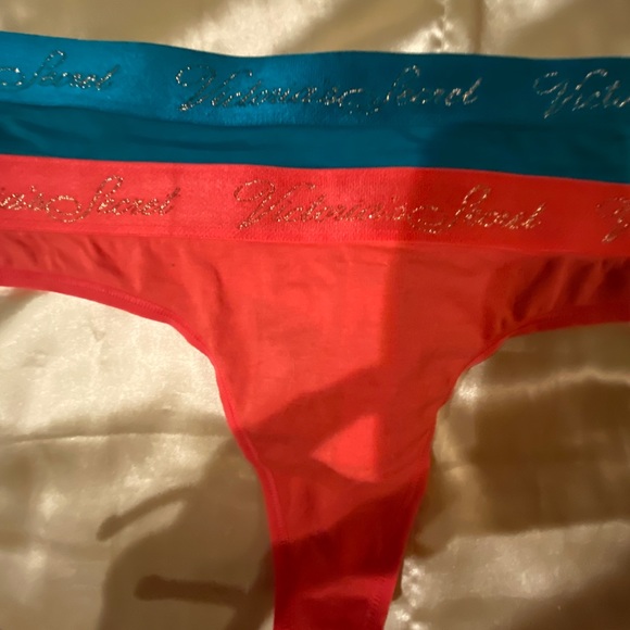 NWT VS 2 for 28 Logo thick band M - Picture 2 of 8